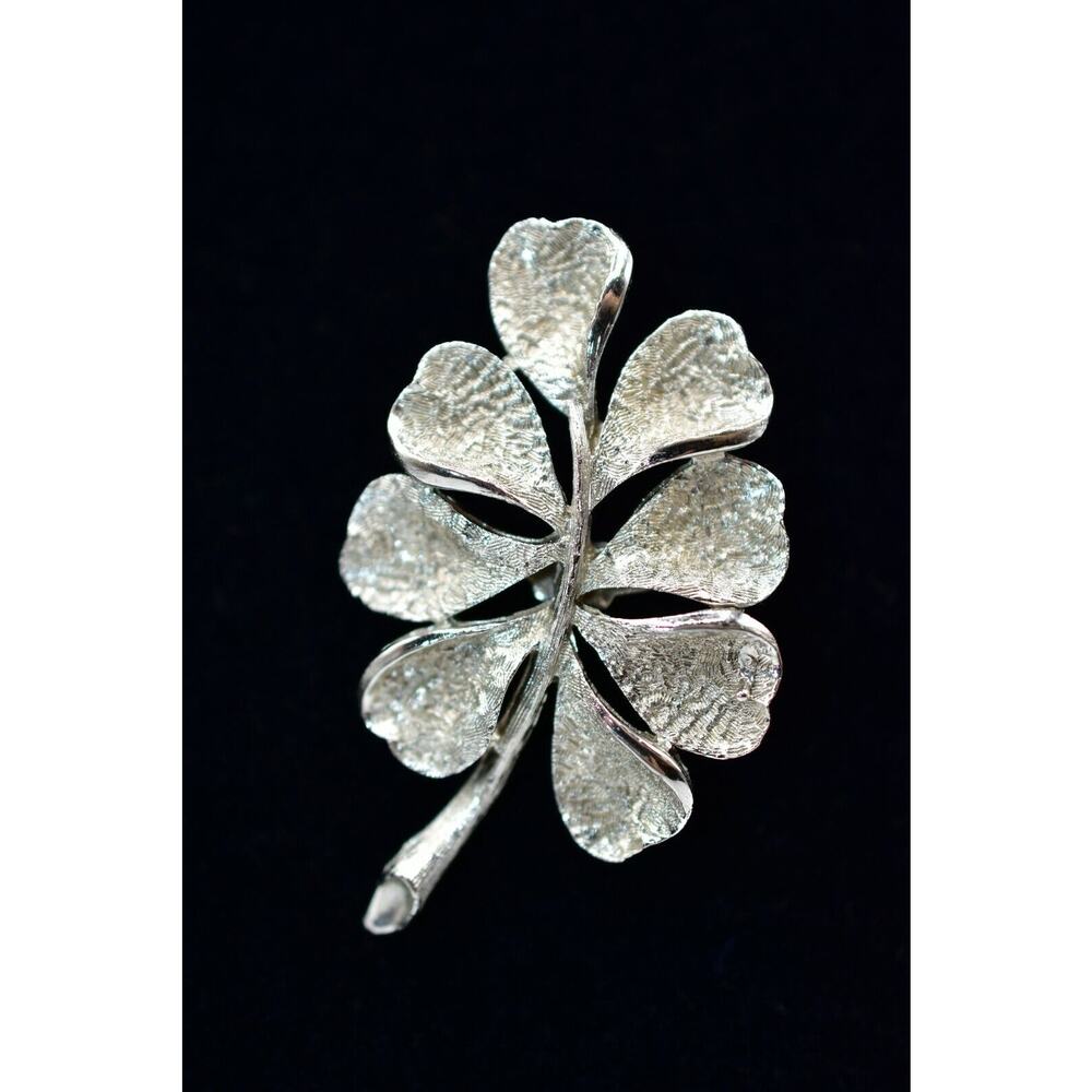 Vintage Pin Brooch Silver Tone Plant Leaf Fall Autumn Textured Metal Chic Bin5 - Picture 2 of 10